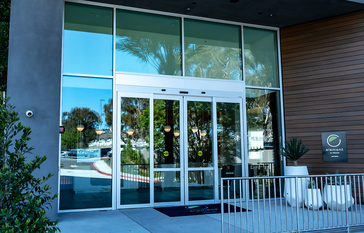 Completed automatic commercial entrance