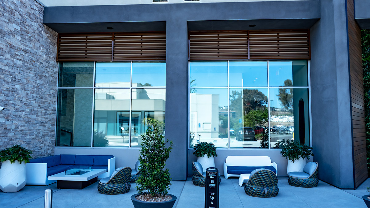 Modern architectural glass project